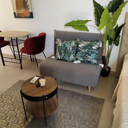Lodysee De Maida Apartment Saussan